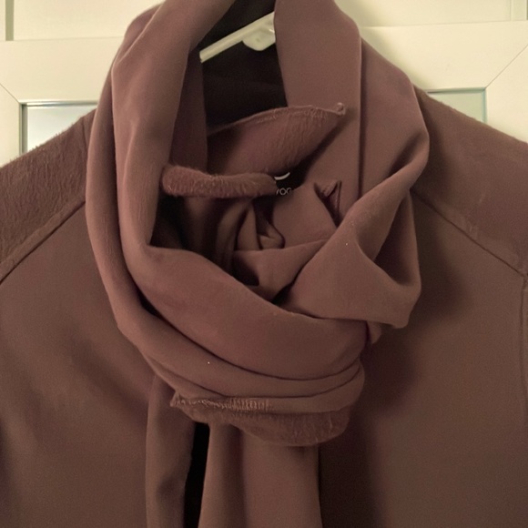 Beyond Yoga Chocolate Brown Swestshirt with Scarf button up jacket XS EUC - Picture 5 of 14